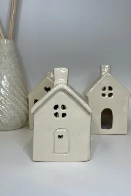 Casita Navideña chica de cerámica esmaltada